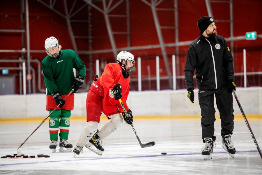 Hockeyelever på isen